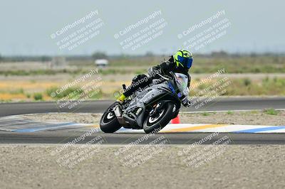 media/Apr-18-2025-TrackDaz (Fri) [[45f5874c44]]/C Group/Session 1 (Turn 7)/